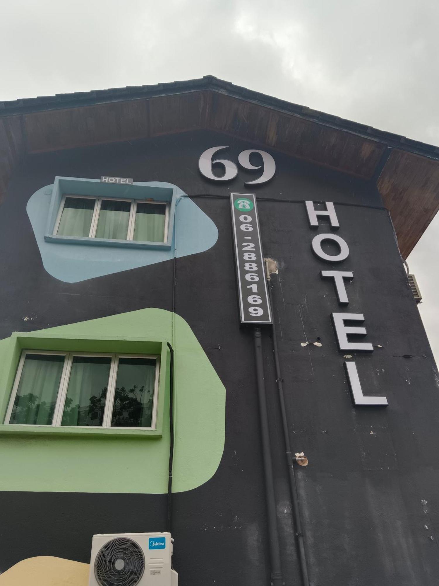69 Hotel Малакка Экстерьер фото